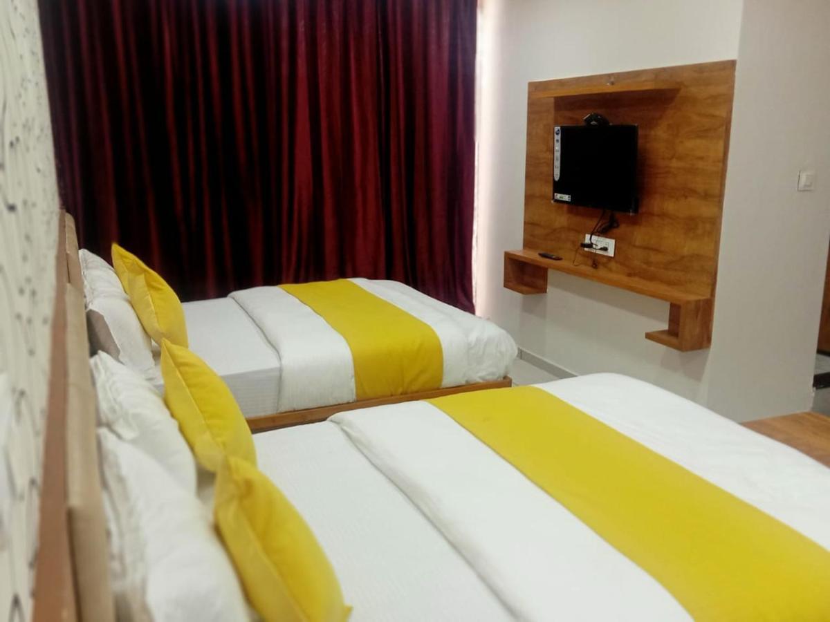 Hotel Dreamland วาโดดารา ภายนอก รูปภาพ