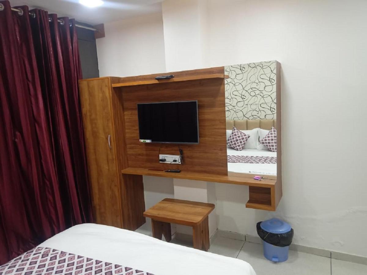 Hotel Dreamland วาโดดารา ภายนอก รูปภาพ