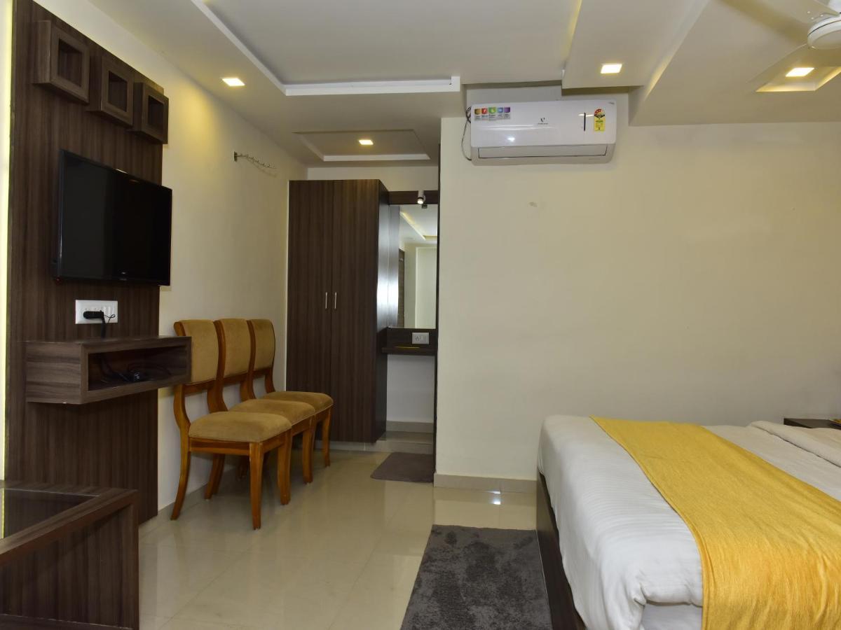 Hotel Dreamland วาโดดารา ภายนอก รูปภาพ